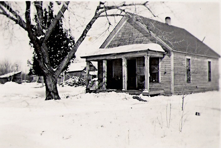 Pitzer's Home about 1944