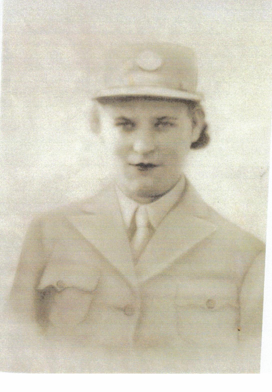 Elsie Mae HOLLON in WWII UNIFORM