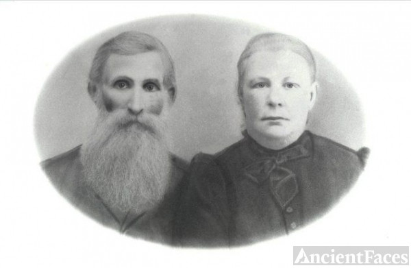Jesse & Sabina Pratt Lee