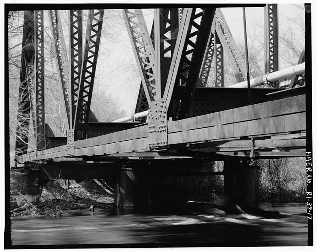 17. DETAIL OF TYPICAL LOWER JOINT, SOUTH ELEVATION,...