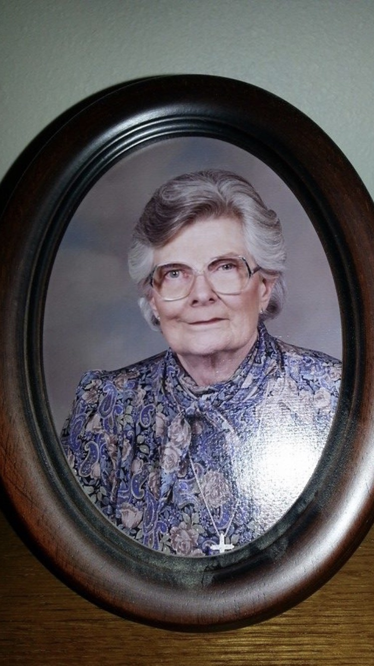Hallie L Hall Riker