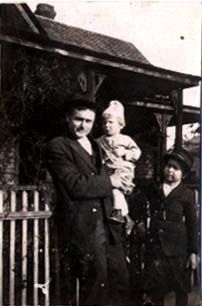Leonard, Carl and Vic Robertson