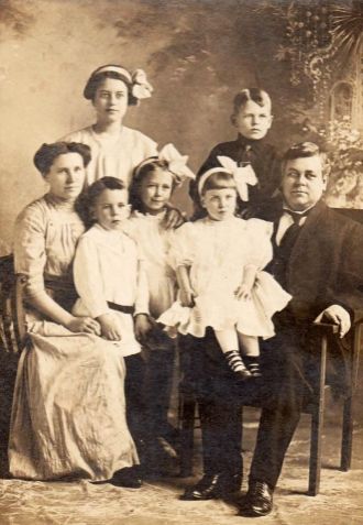 Walter Lund Family; Waupaca, Wisconsin