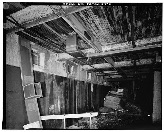5. FIRST FLOOR, LOOKING NORTHWEST 219 FERRY STREET -...