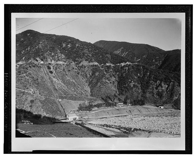 44. SAR-3, GENERAL VIEW OF POWERHOUSE AND HOUSING AREA...