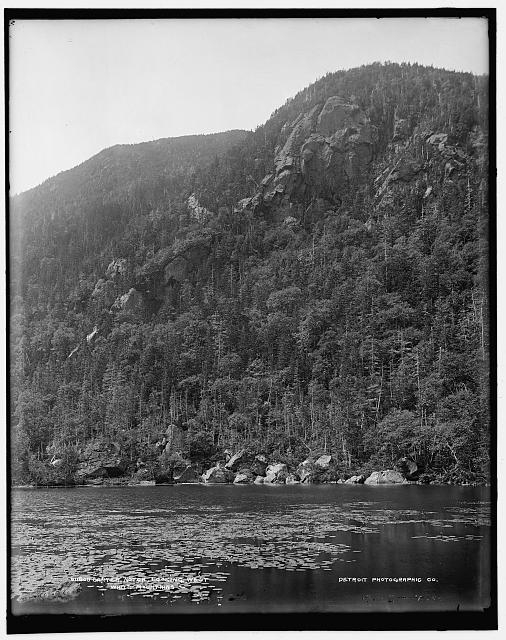 Carter Notch, looking west, White Mountains