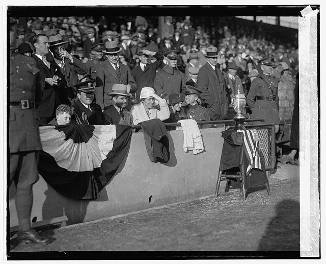 Capt. Andrews, Dr. Boone & Mrs. Coolidge, Marine - Fort...