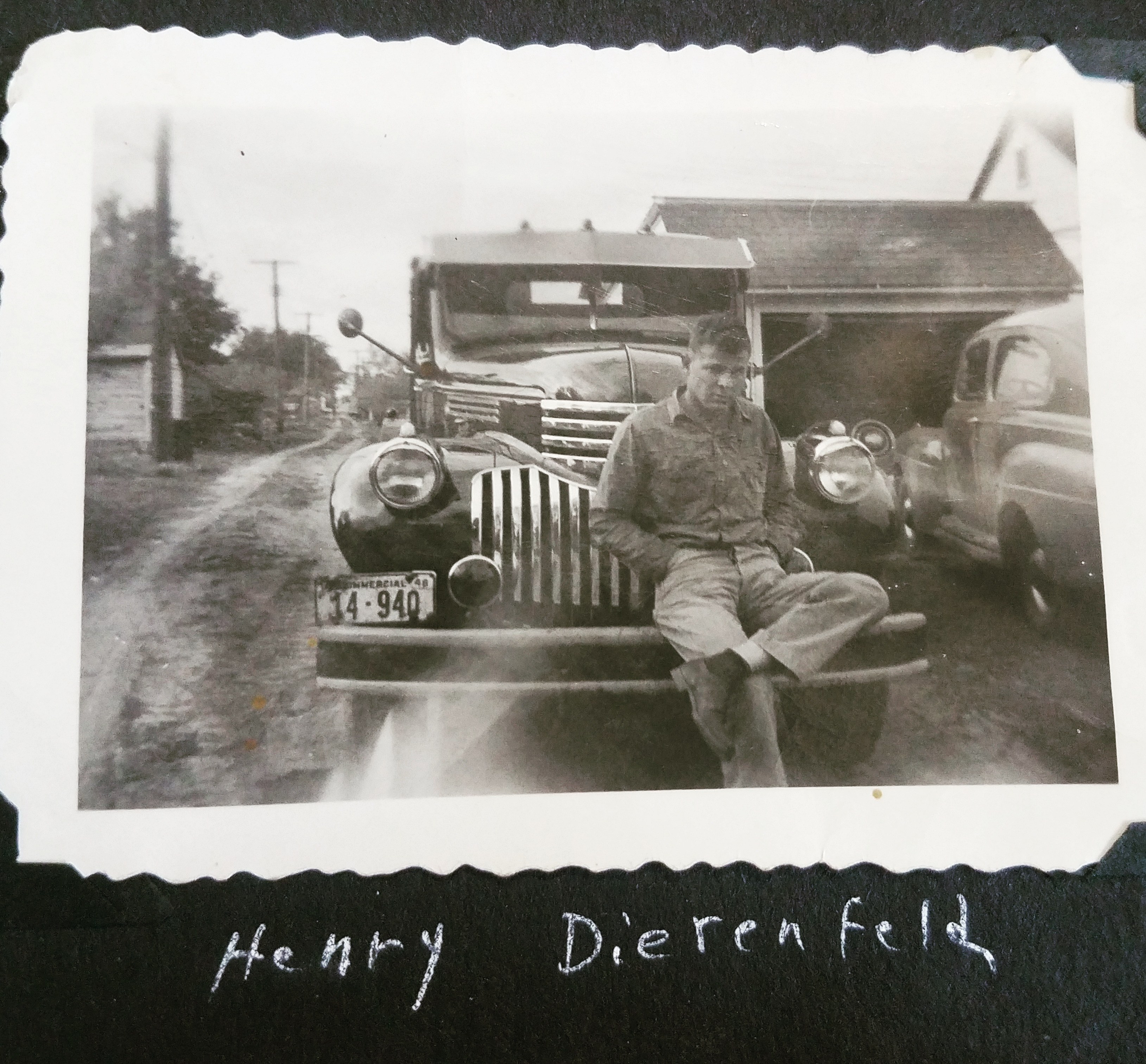 Henry W Dierenfeld