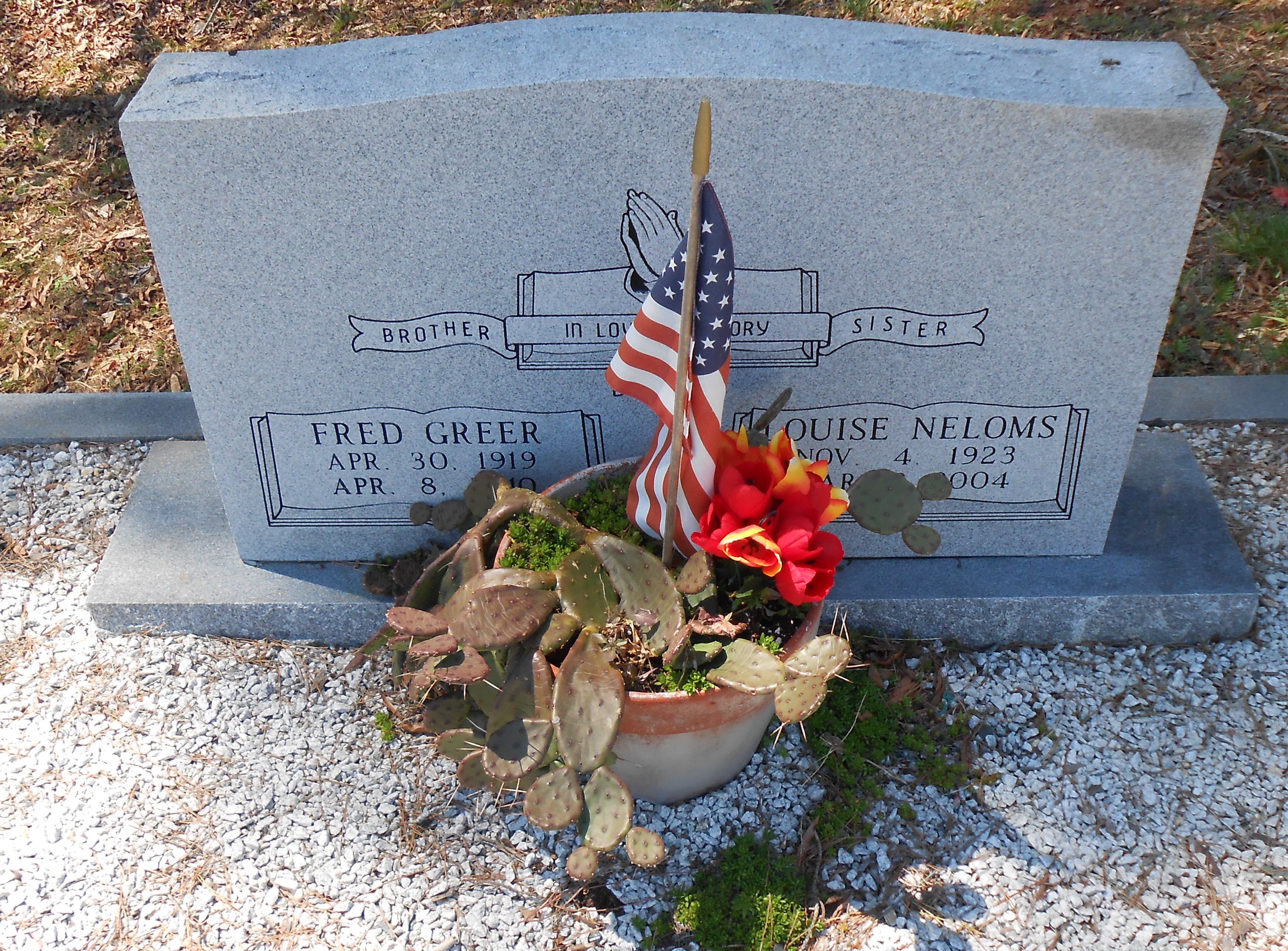 Fred Greer & Louise Neloms gravesite