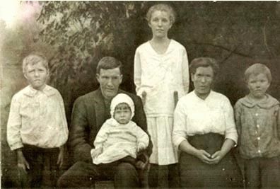 Gorenflo Family, 1919