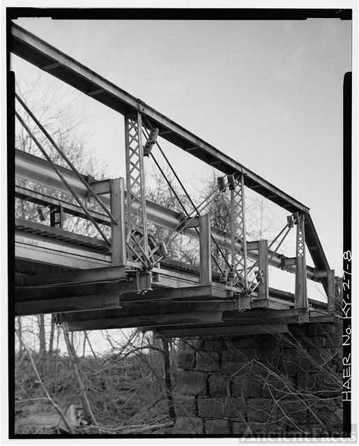 8. PANEL DETAIL AND LOWER PANEL POINT CONNECTOR LOOKING...