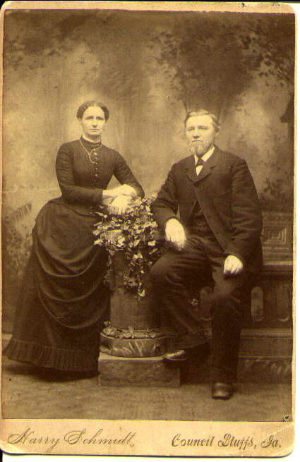 Charles& Julia (Bauer) Green, Iowa 1882