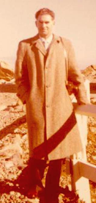 Leon D Browne