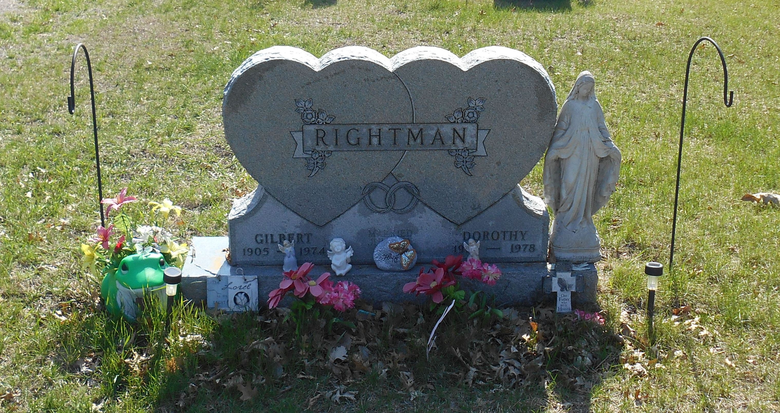 Gilbert & Dorothy Rightman gravesite
