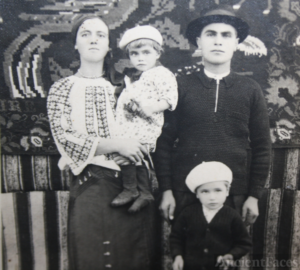Vladescu Romanian family 