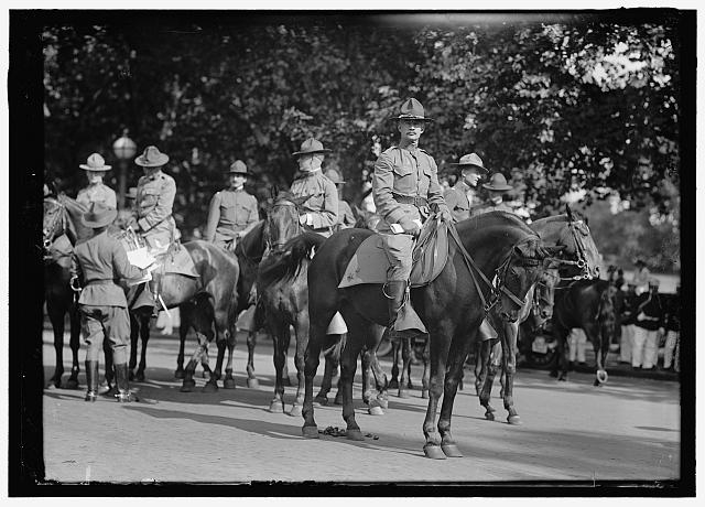 DRAFT PARADE. GENERAL JOSEPH E. KUHN, CENTER FRONT;...