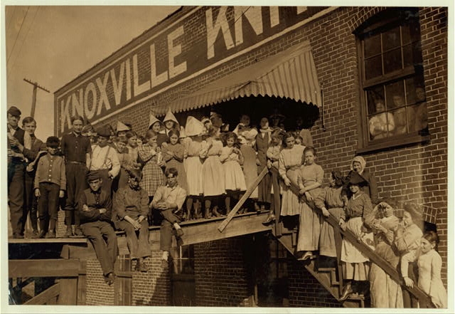 All are workers in Knoxville Knitting Mills. Smallest boy...