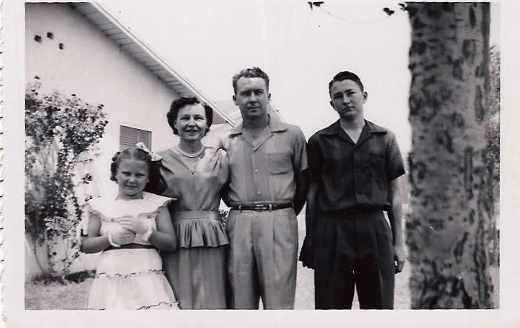 Leon and Clyde Russell and Their Children 
