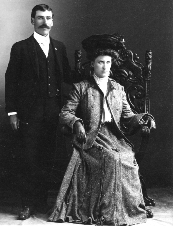 Gilbert Brooks & Ada Weir wedding 1904