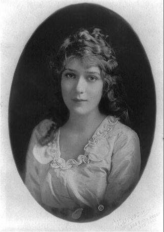 [Mary Pickford, half-length portrait, facing front] /...