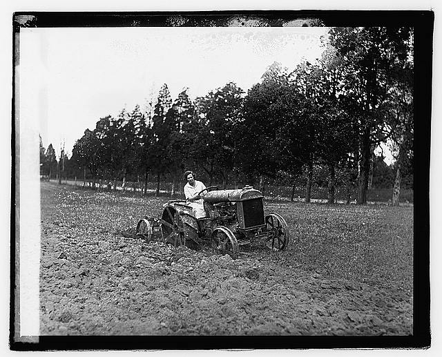 Ford tractor demonstration