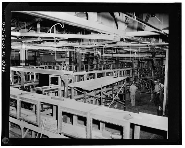 6. VIEW OF INTERIOR GLOVE BOX DURING CONSTRUCTION. GLOVE...