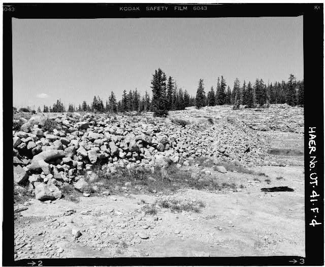 4. VIEW OF UPSTREAM FACE OF DAM, WITH OUTLET GATE IN...