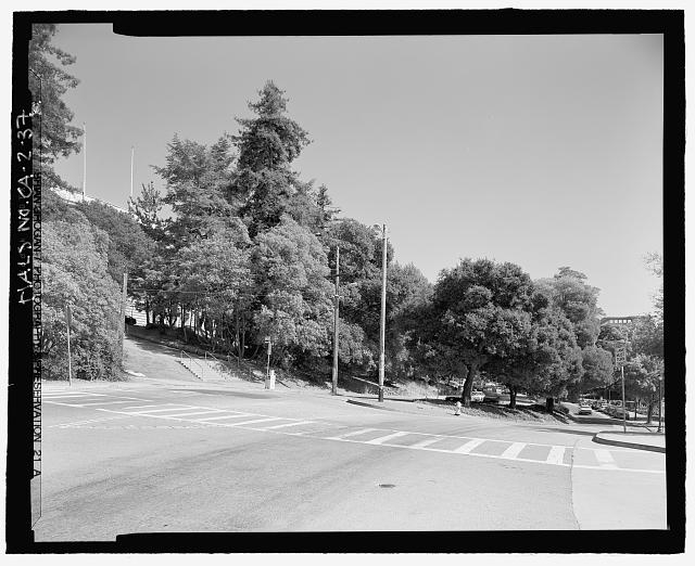 NORTH END OF PIEDMONT AVENUE. STADIUM AT LEFT REAR. SEEN...