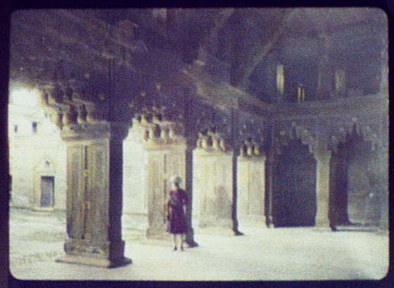 Delhi (?) - Palace of the Moguls (?) - interior