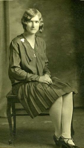 Georgiana Elora (Applegate) Nelsen