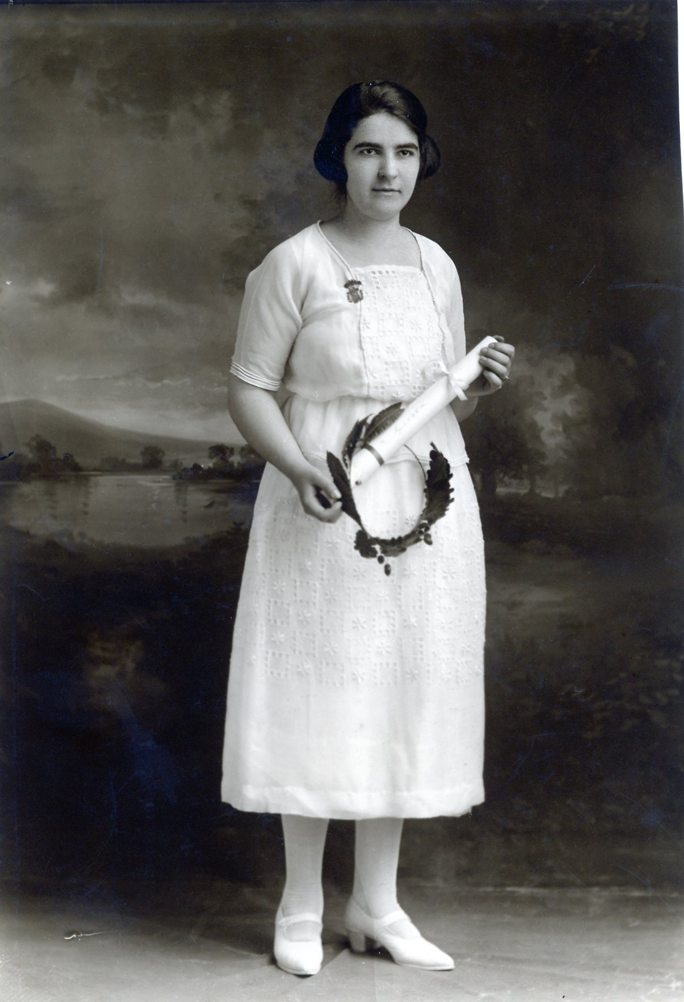Lyndall (Ellis) Maddux,1920