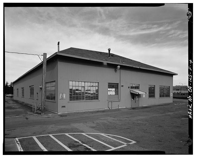 4. OBLIQUE VIEW OF WEST AND SOUTH FACES. - Oakland Army...