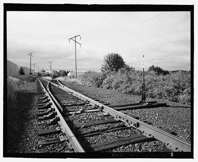 General view of turnout and switch mechanism - Oregon...