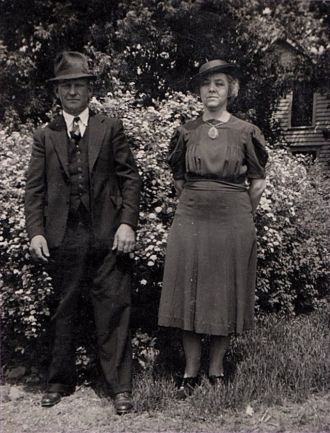 Theodore & Fanny Roos