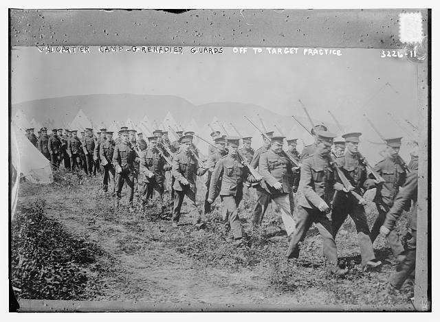 Valcartier camp - Grenadier guards off to target practice