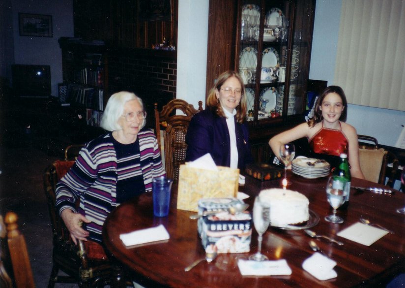 Lonnell REED Shrum, Judy SHRUM Mudgett, Carolyn MUDGETT 2002