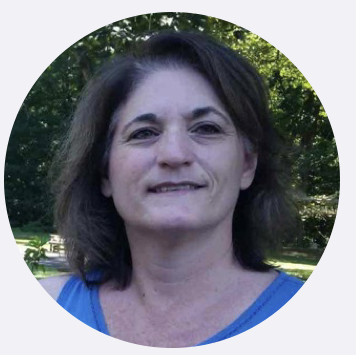 Photo of Lisa Burke 