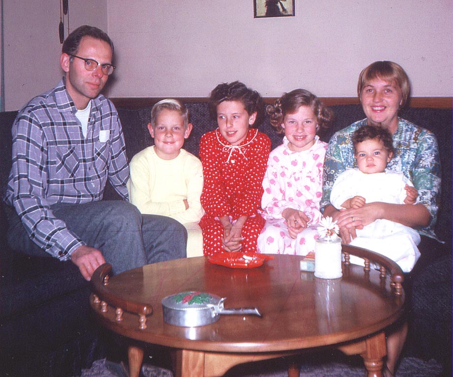 Mary (Barrett) Gallup's family