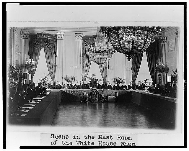 Scene in the East Room of the White House when the...