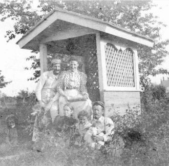 Charles & Emma Halkett cousin Bill Smith and kids