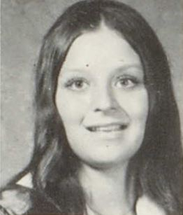 Senior photo of Colleen DeHart - Port Neches-Groves High School 1972