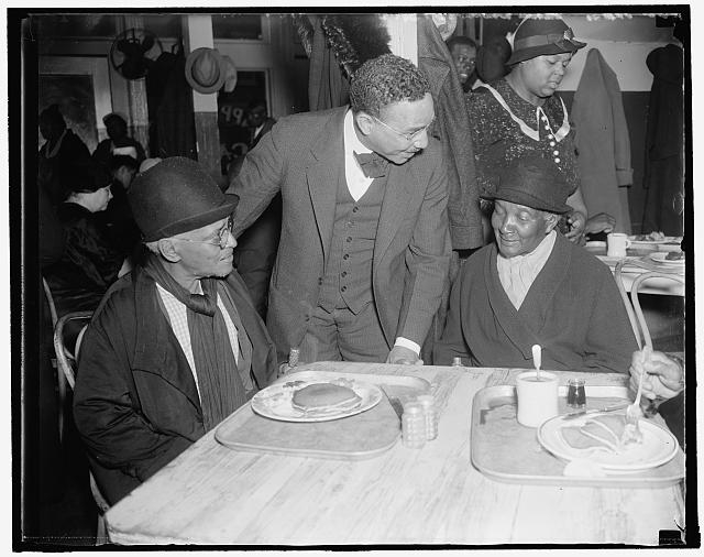 Elder Michaux, [Happy News Cafe, 1727 7th St.]