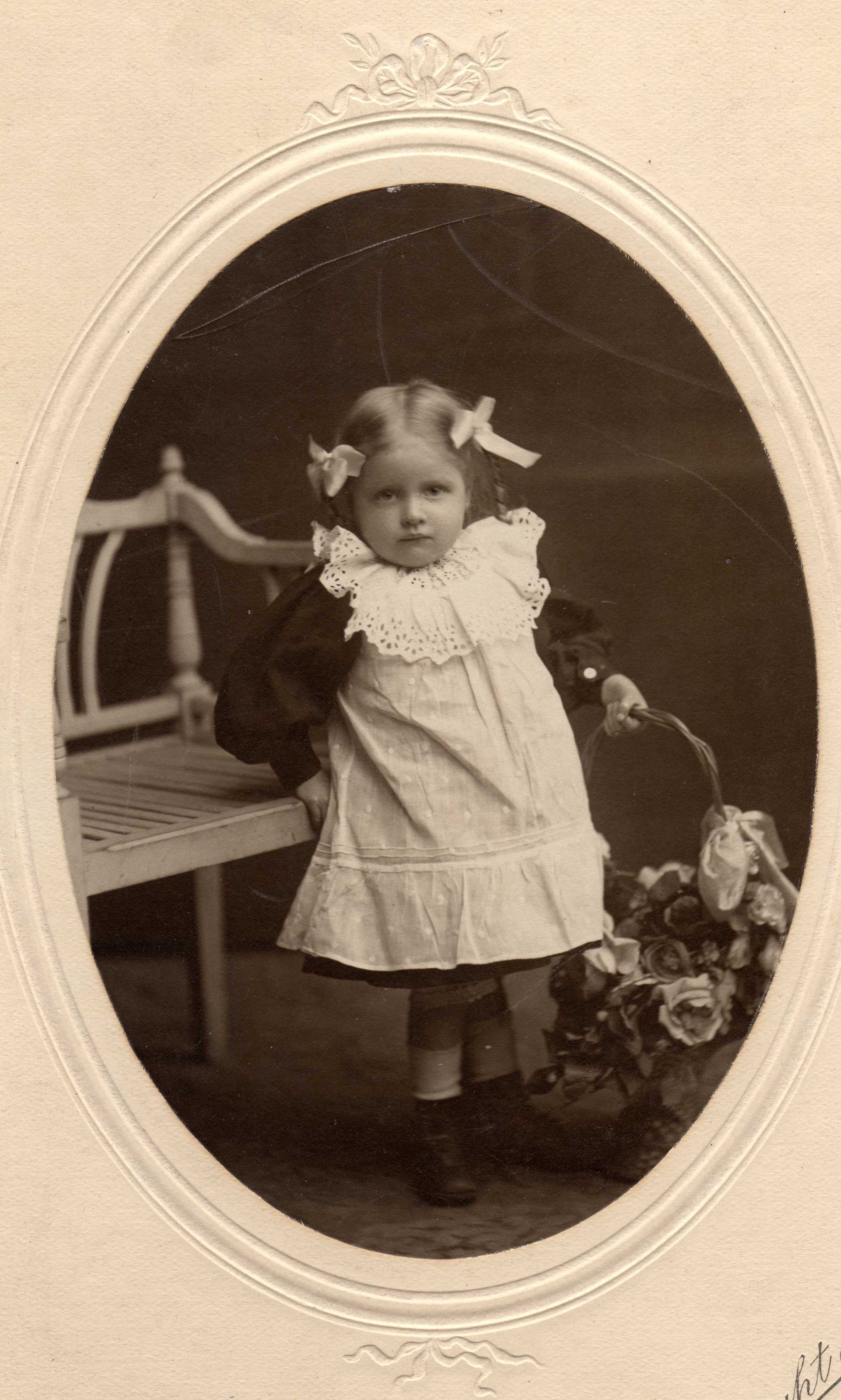Nora Haworth (b.1907)
