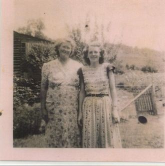 Betsy Yeager Linville & daughter Pauline Linville