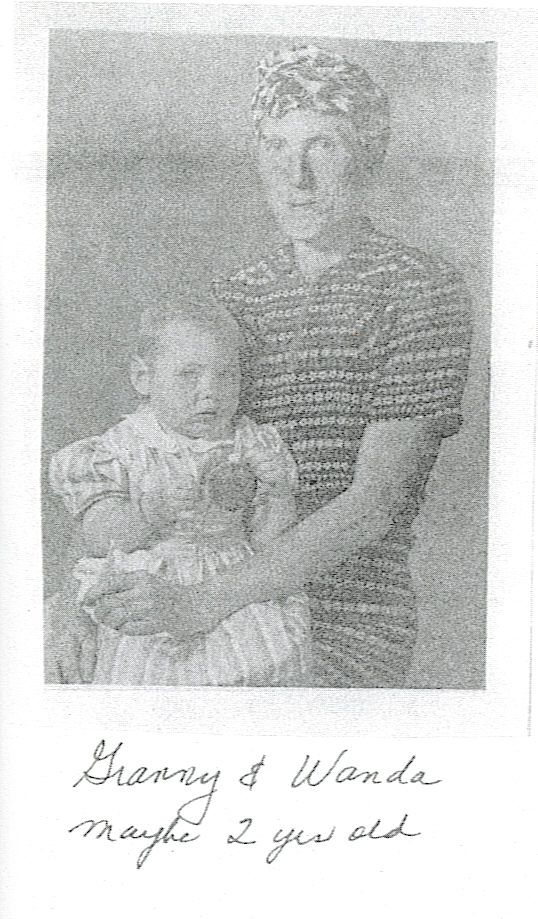 Sarah Bryant Jenkins with grandaughter Wanda Grant