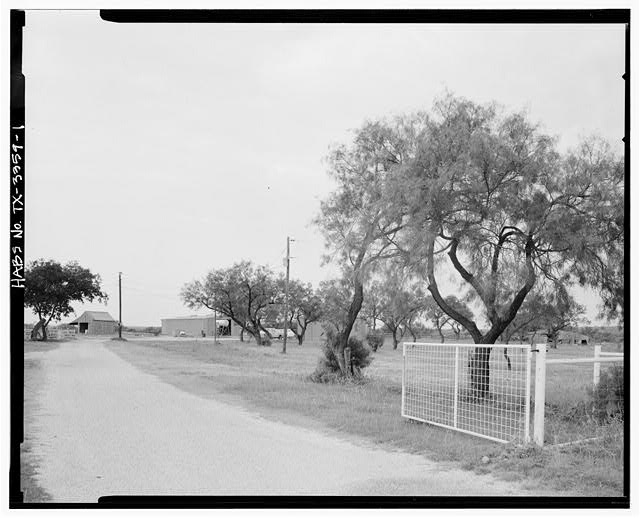 1. VIEW TO SOUTH FROM GATE - Tickle House & Outbuildings,...