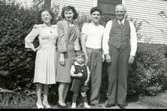 Wilda, Albert Jr, Albert Sr., & Michael Citero, California c1940