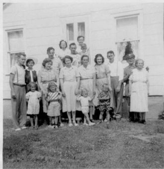 Walter and Rosa Galgoczi Group