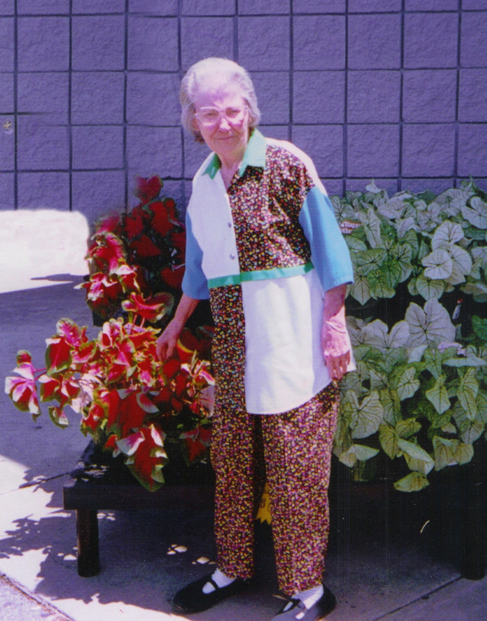 Lois M Lemaster