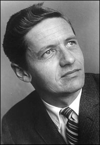 Arthur E Hill